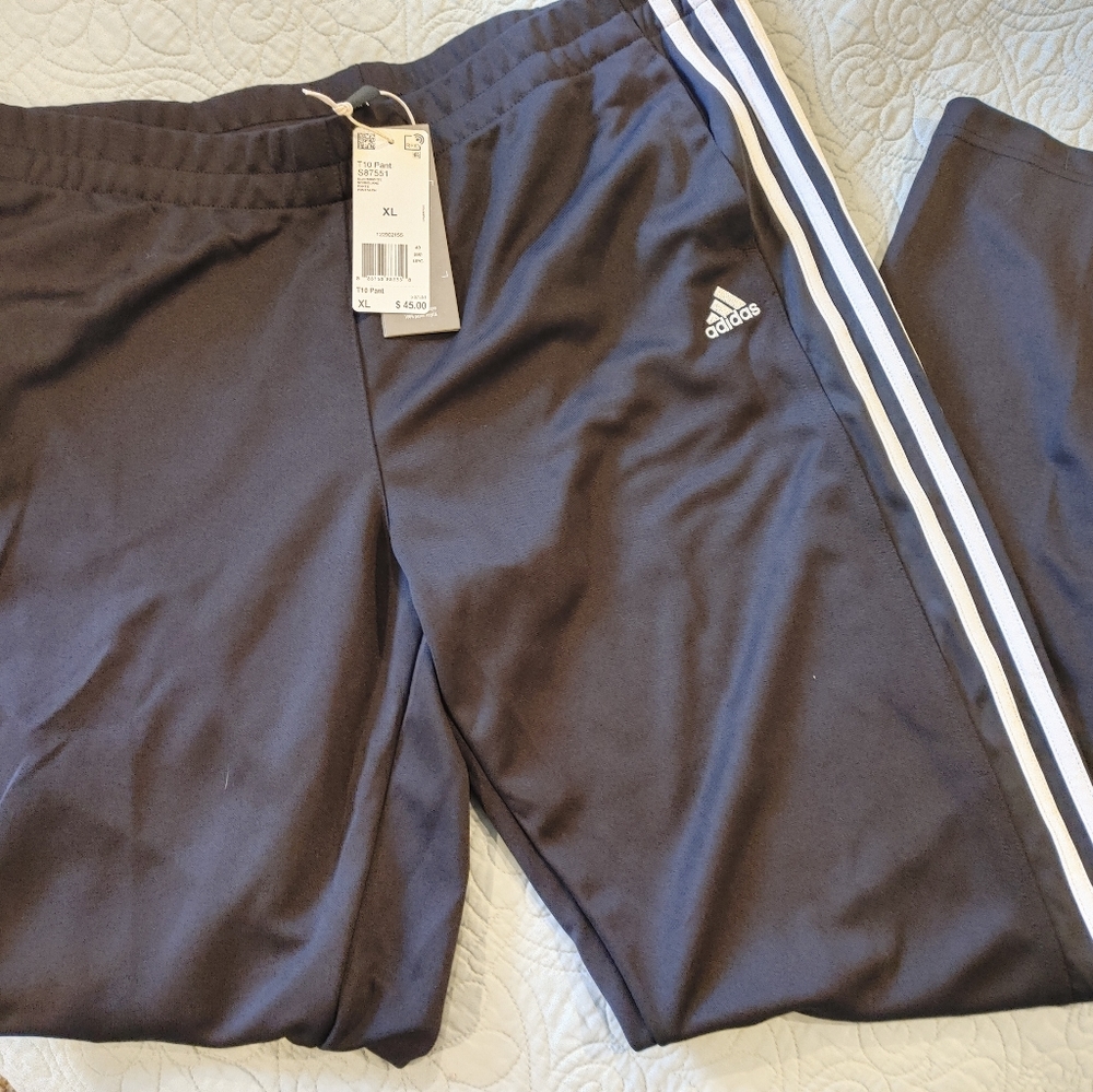 Ladies Adidas pants in XL